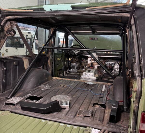 Guincho Racing - Rally Car build - Roll Cage Installation